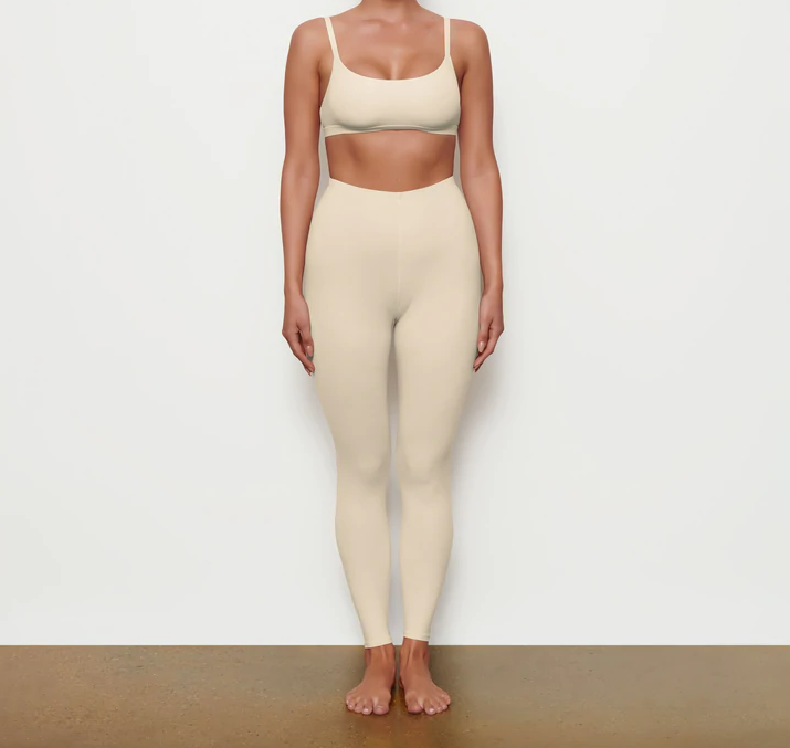 Channel Tyra Banks and OG Supermodels In SKIMS' Most Popular Bras and